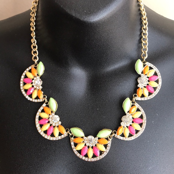 Cute lemon theme necklace - Picture 2 of 2